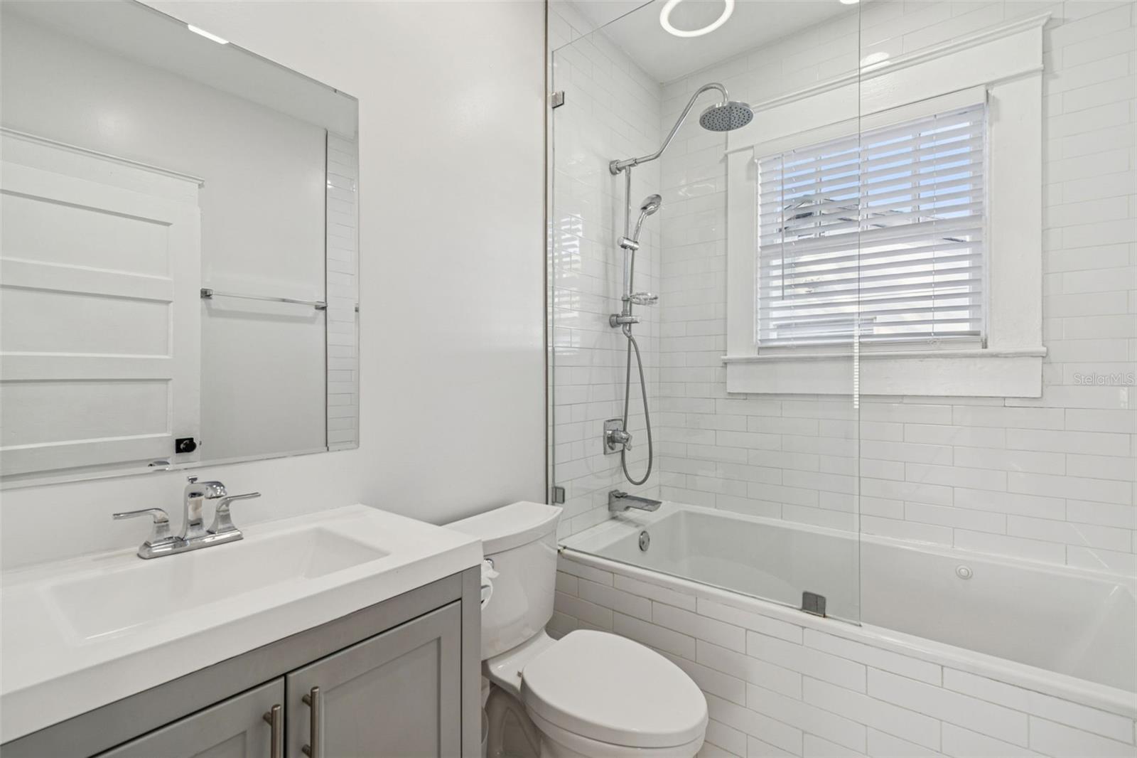 STRATFORD PLACE - Residential