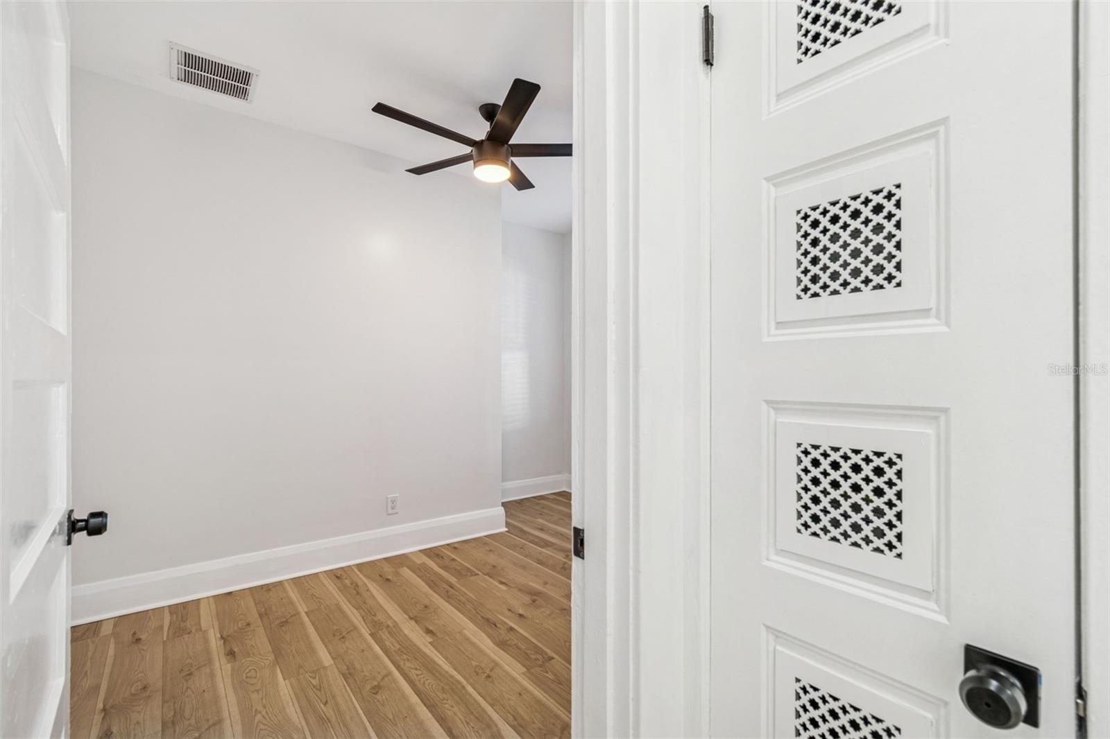 STRATFORD PLACE - Residential