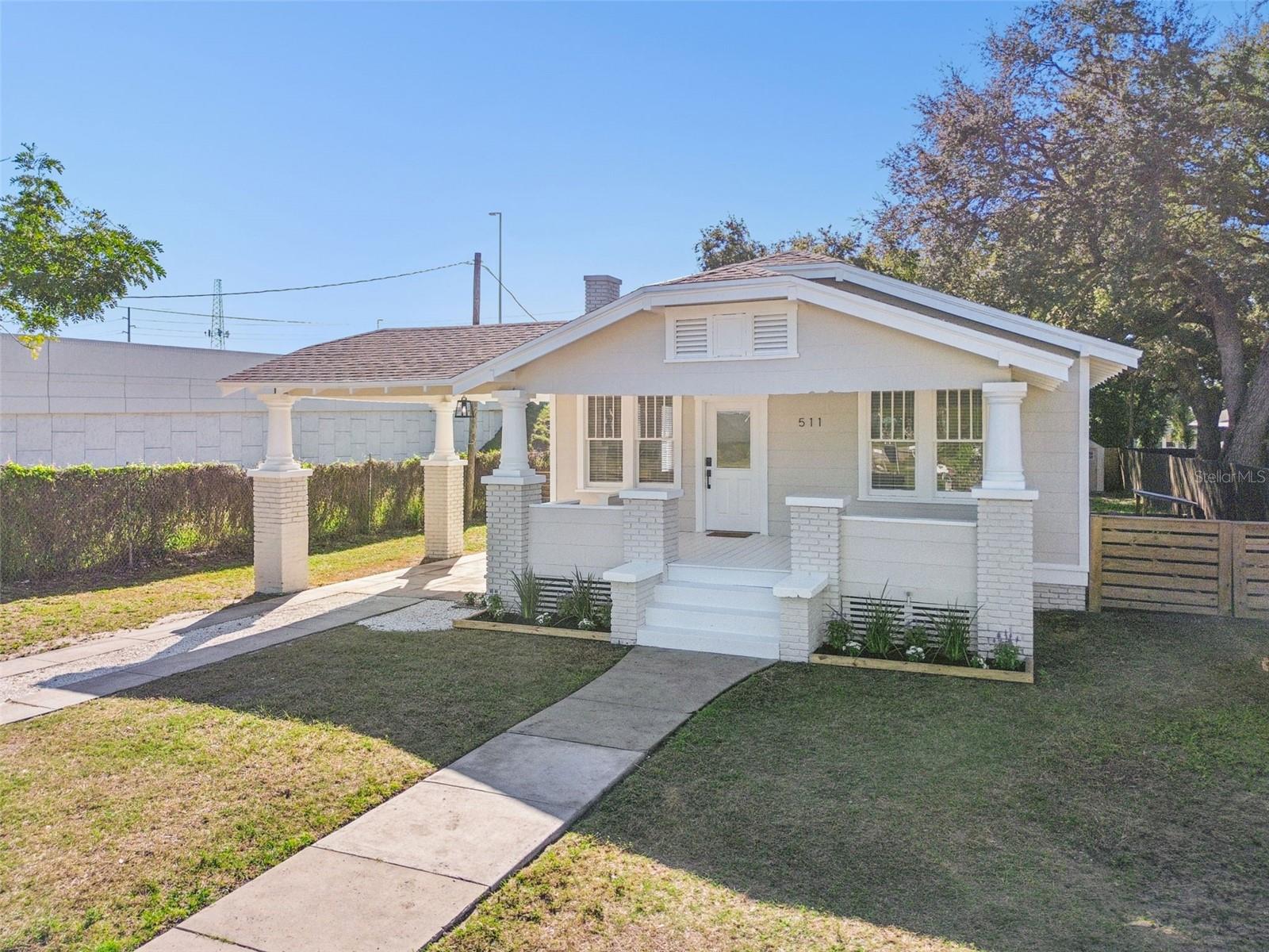 STRATFORD PLACE - Residential