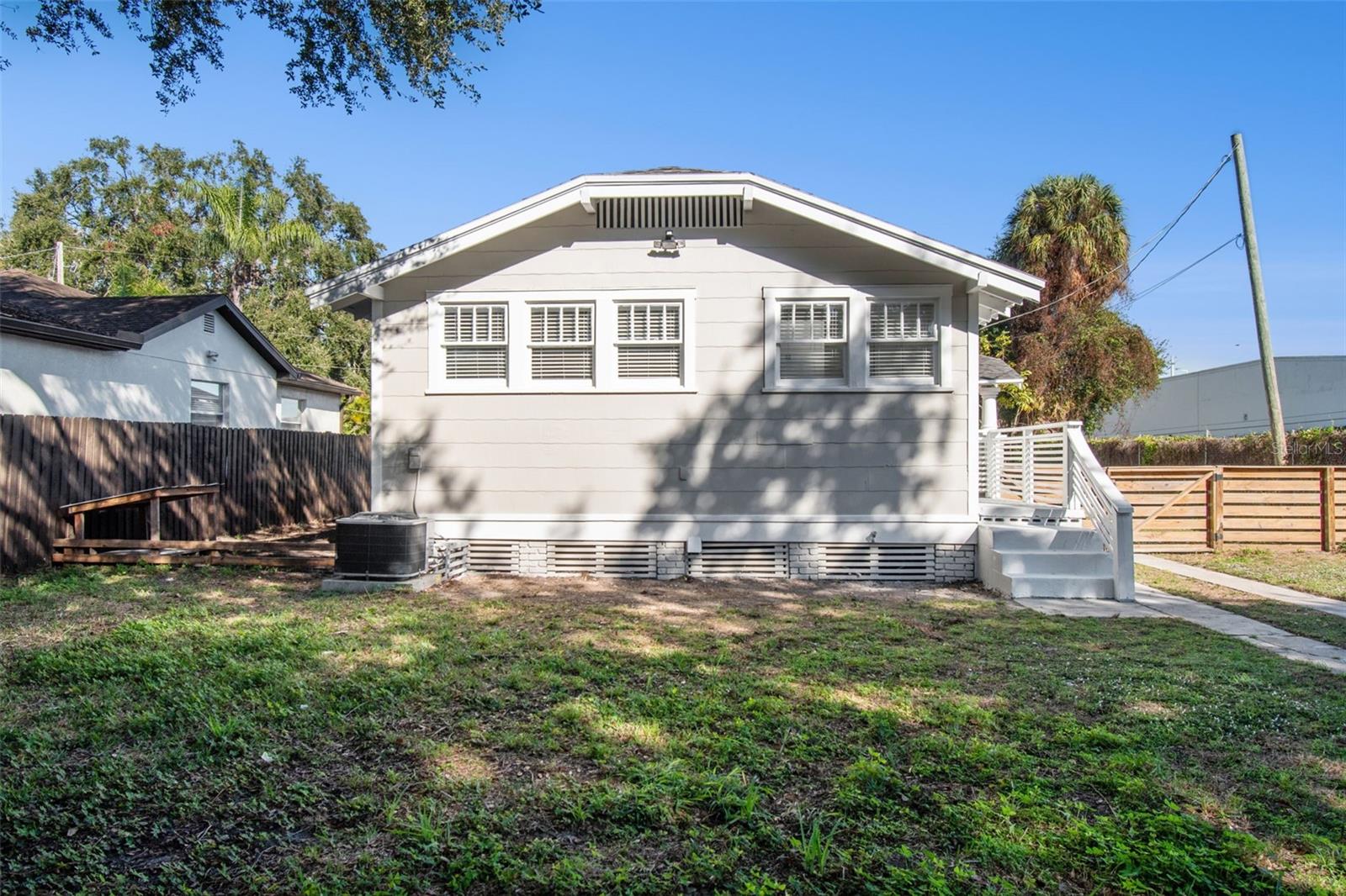 STRATFORD PLACE - Residential