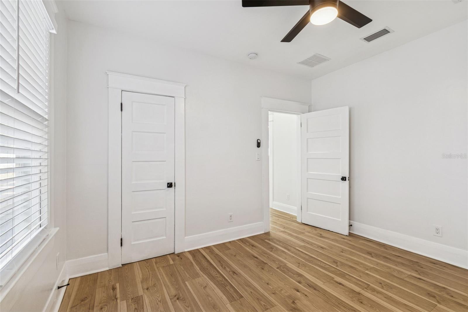 STRATFORD PLACE - Residential