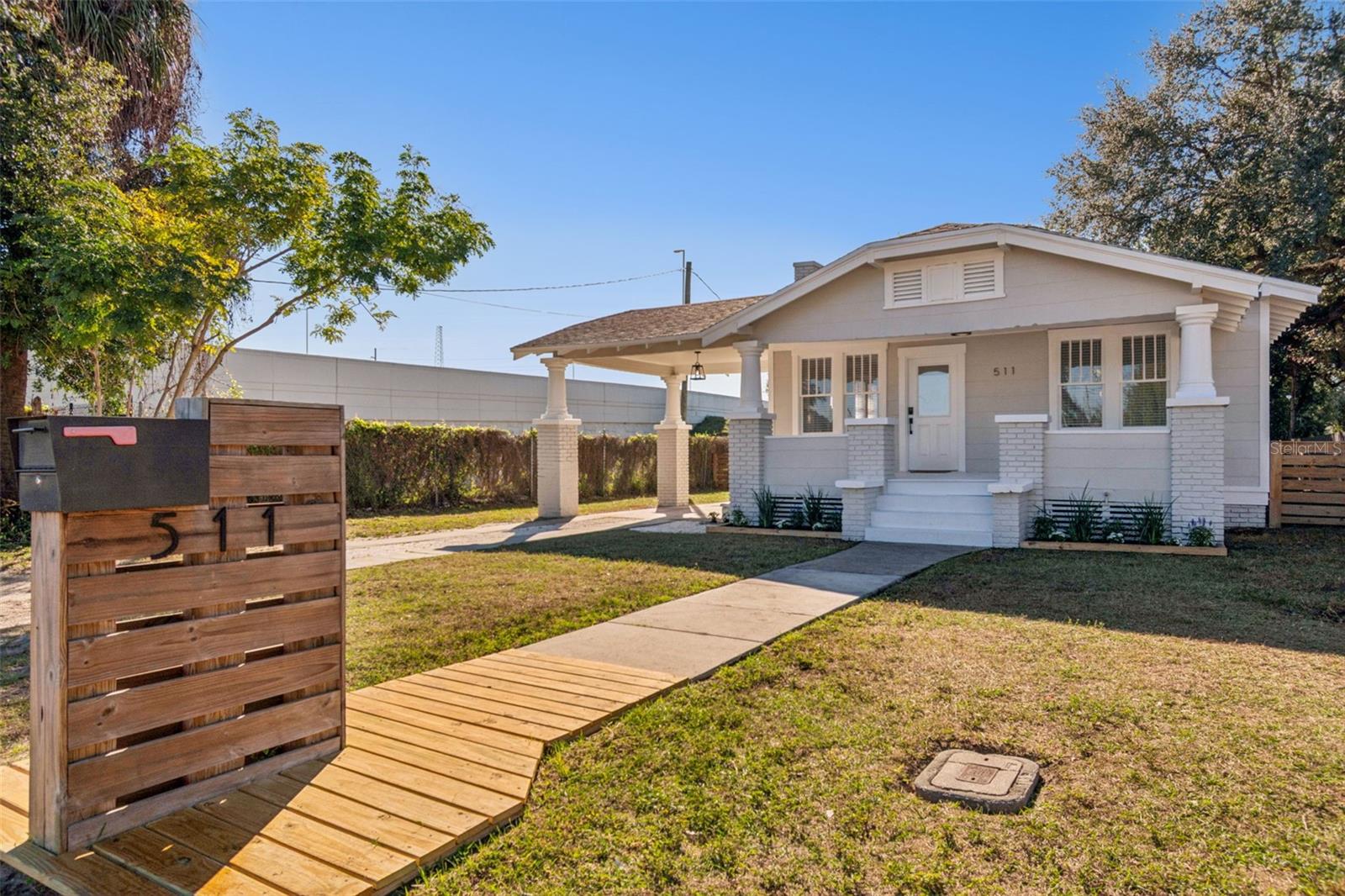 STRATFORD PLACE - Residential