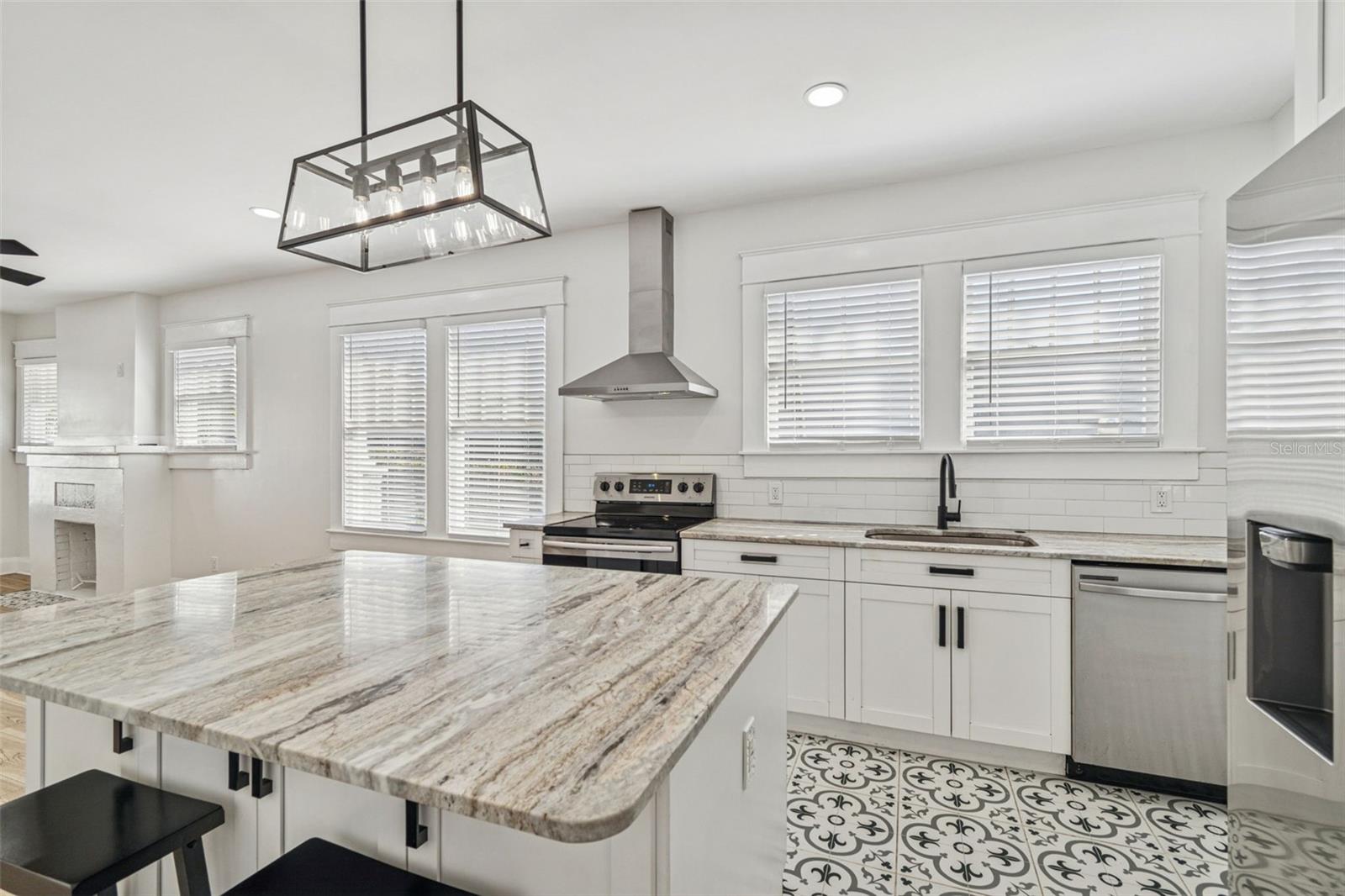 STRATFORD PLACE - Residential