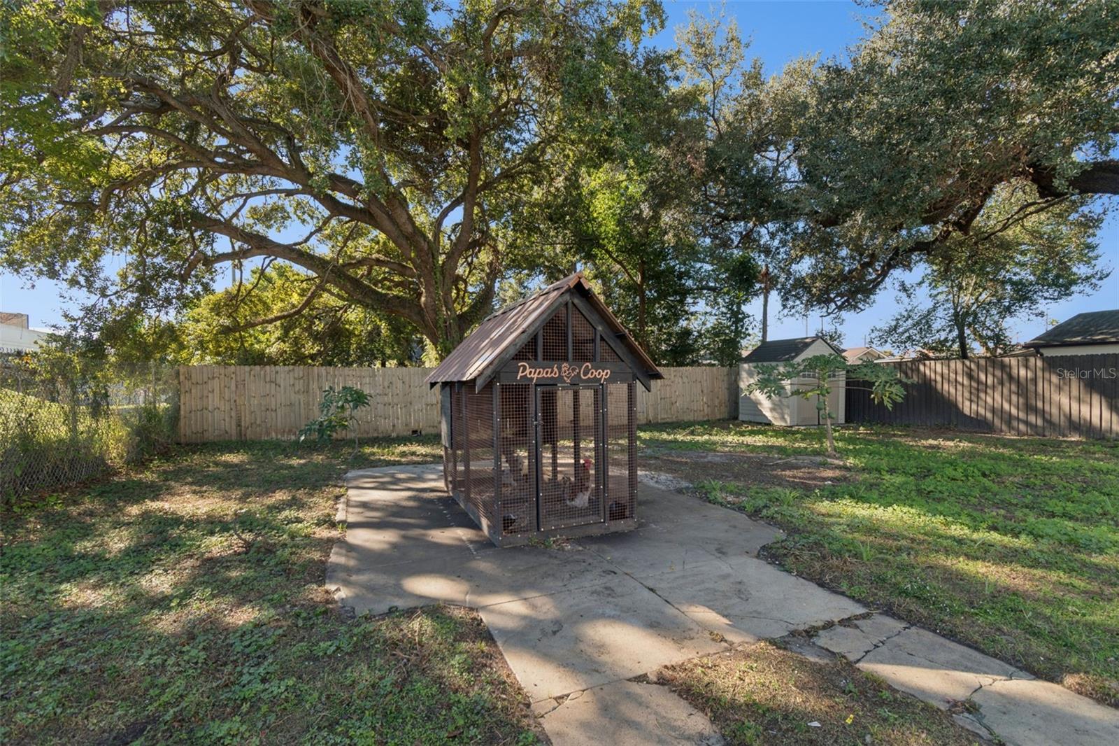 STRATFORD PLACE - Residential