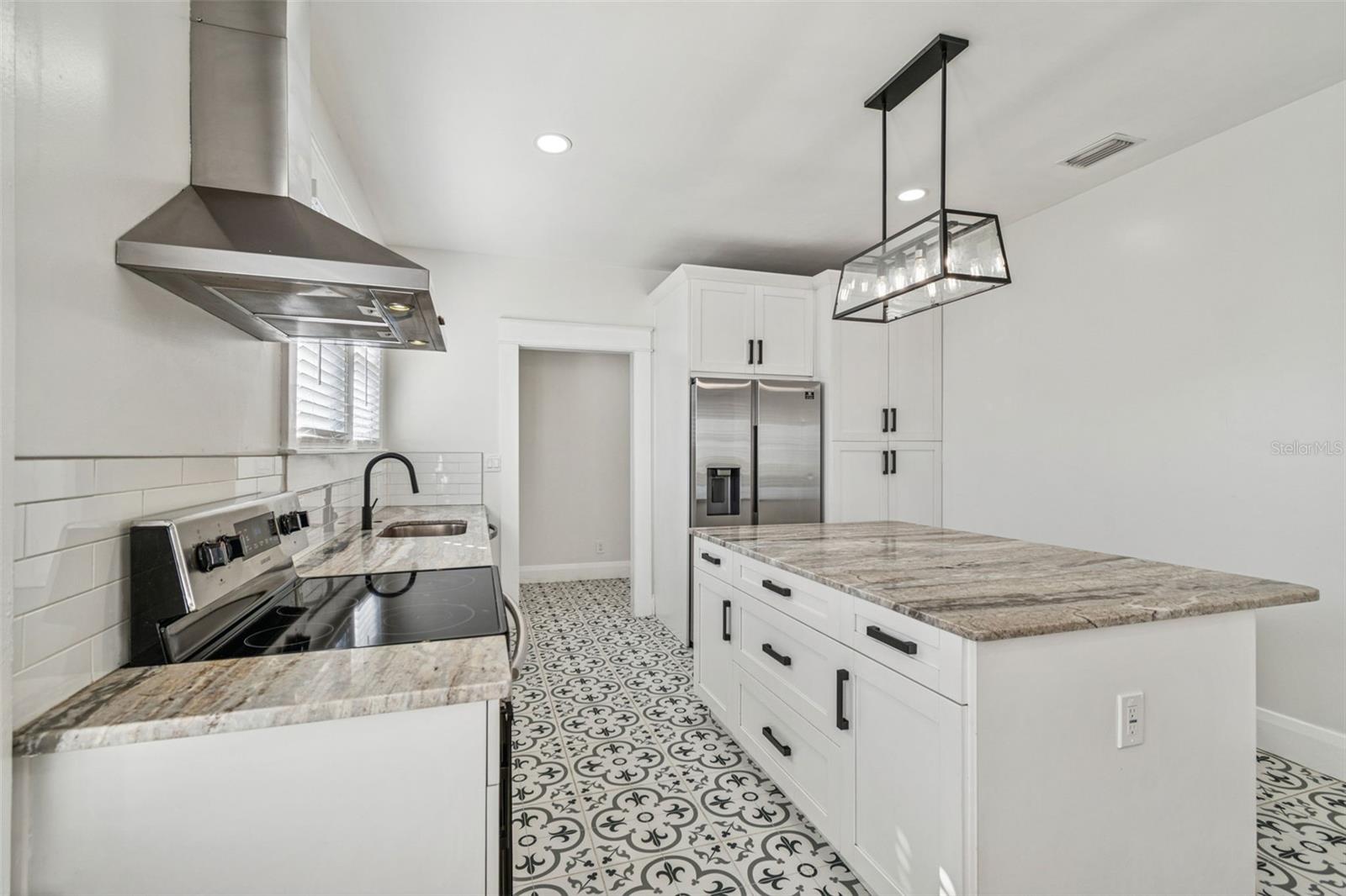 STRATFORD PLACE - Residential