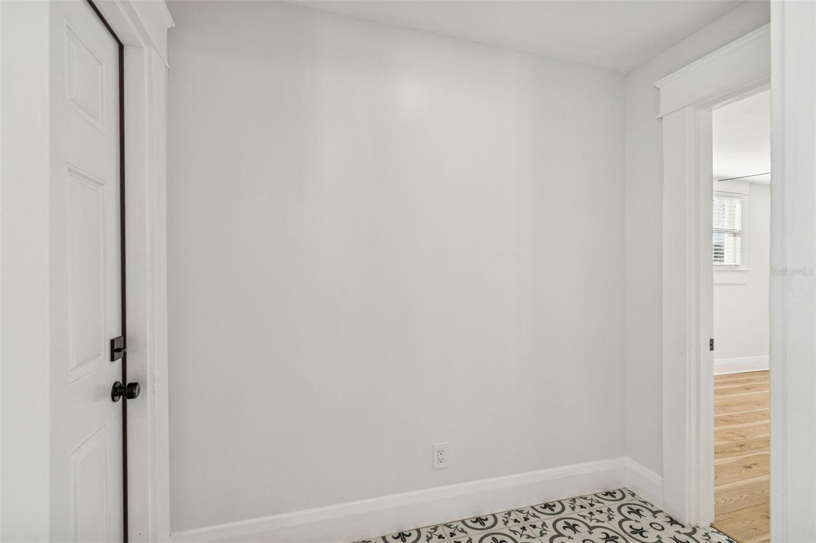 STRATFORD PLACE - Residential