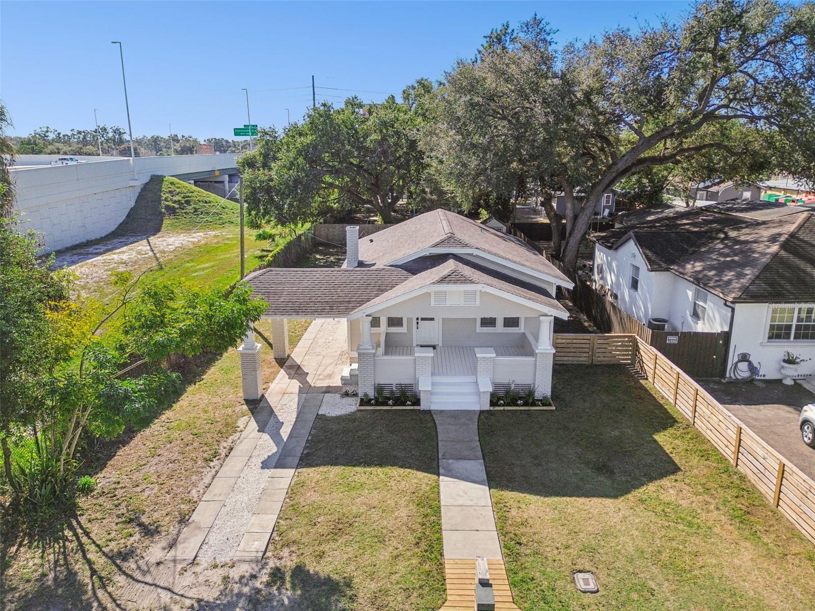 STRATFORD PLACE - Residential