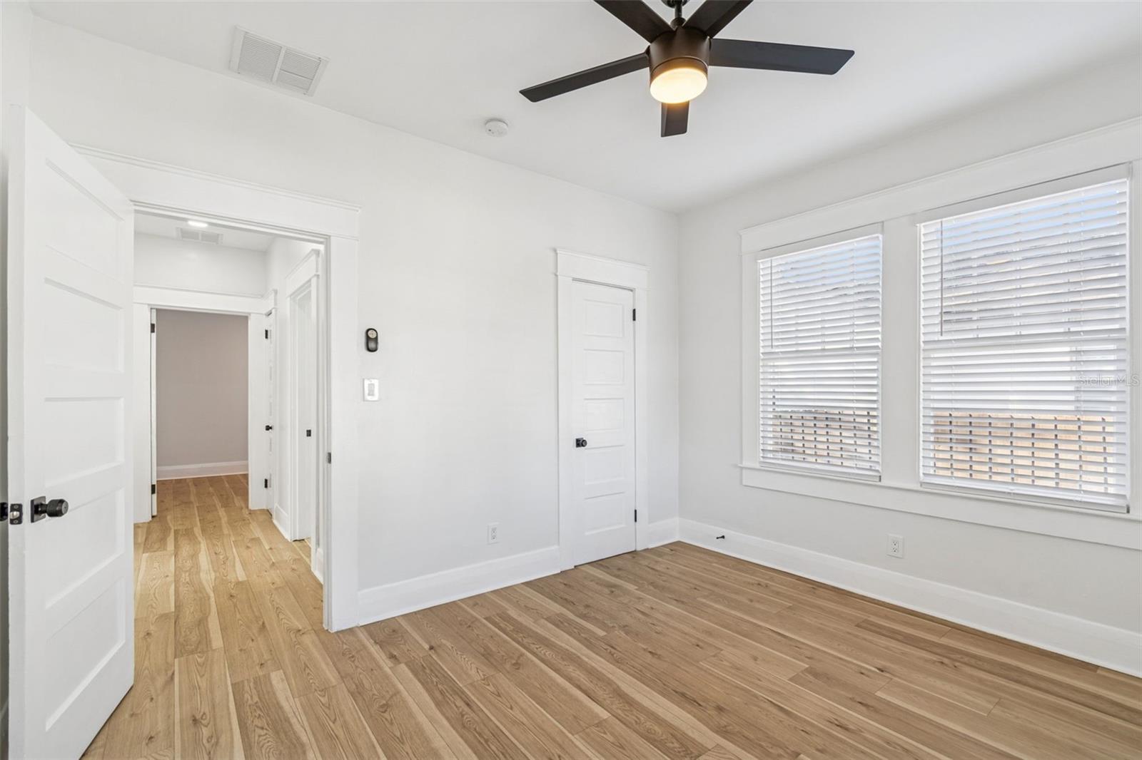 STRATFORD PLACE - Residential