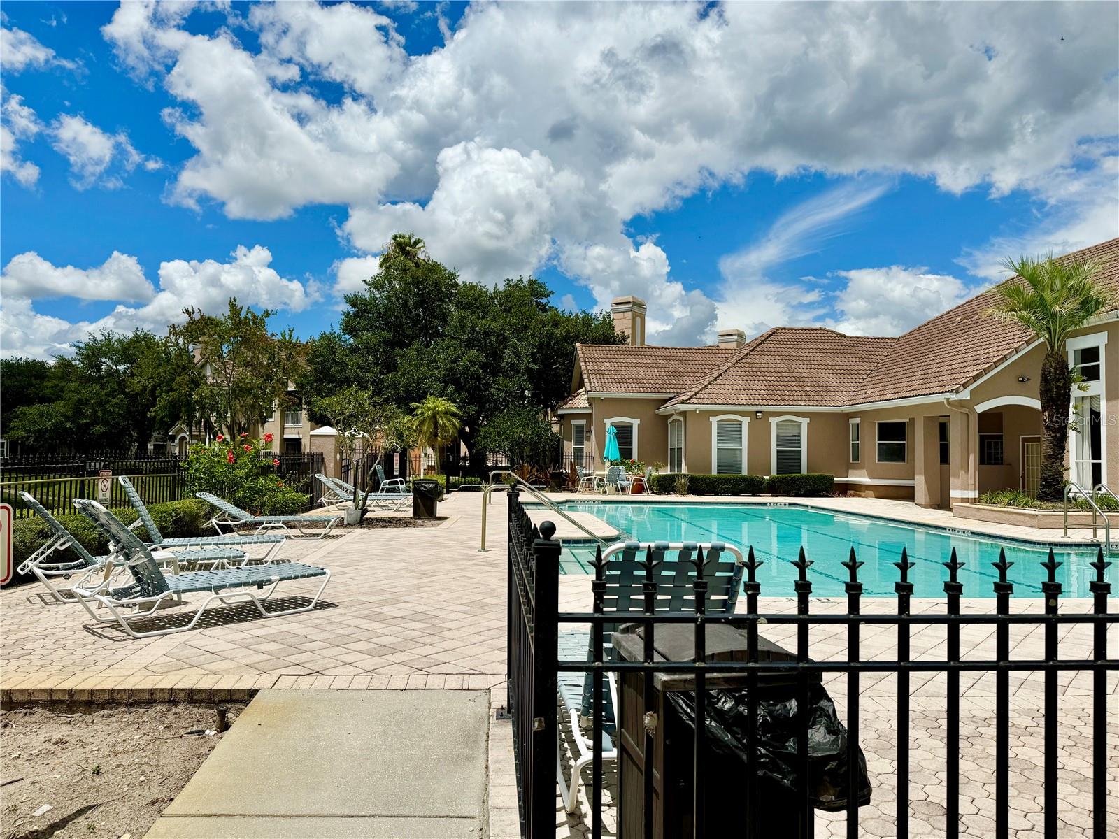 THE VILLAS CONDO - Residential Lease