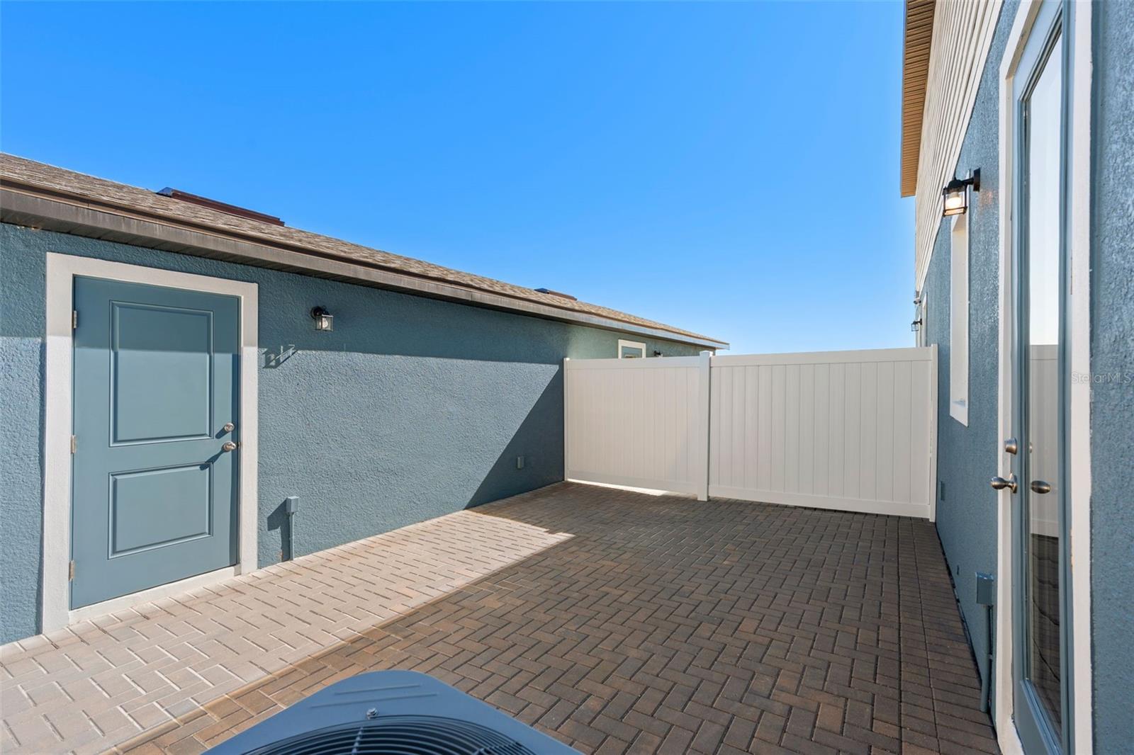 EDEN CREST TOWNHOMES - Residential