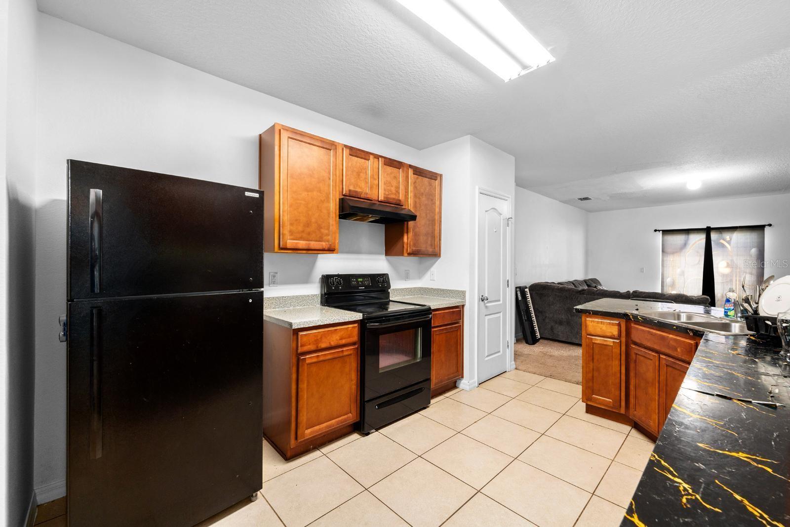 LAKESIDE LANDINGS PH 01 - Residential