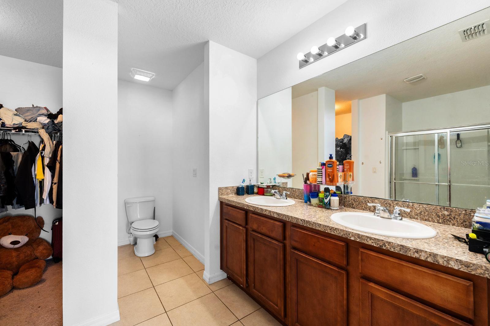 LAKESIDE LANDINGS PH 01 - Residential