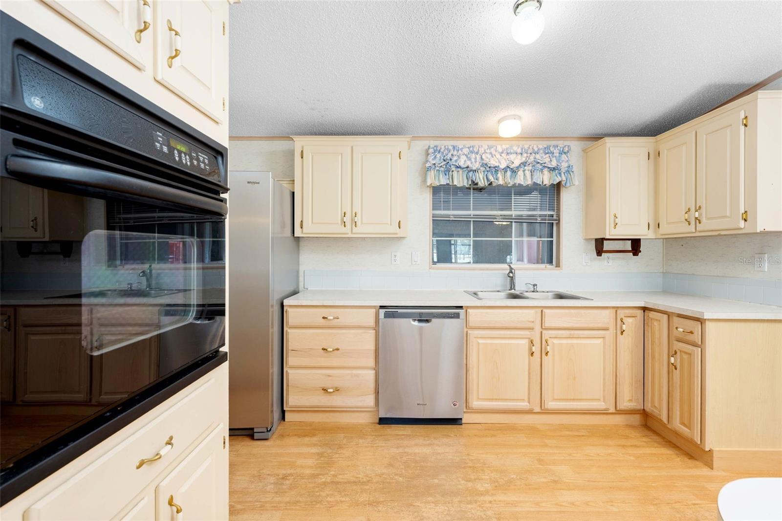 BROOKRIDGE COMM - Residential