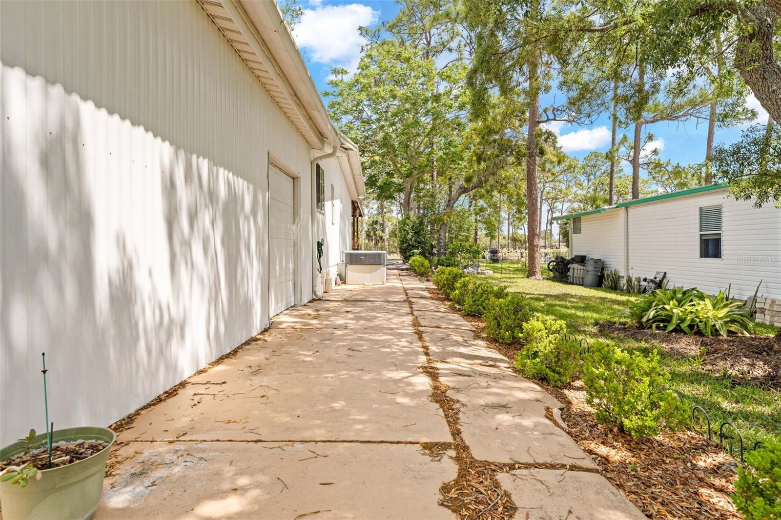 BROOKRIDGE COMM - Residential