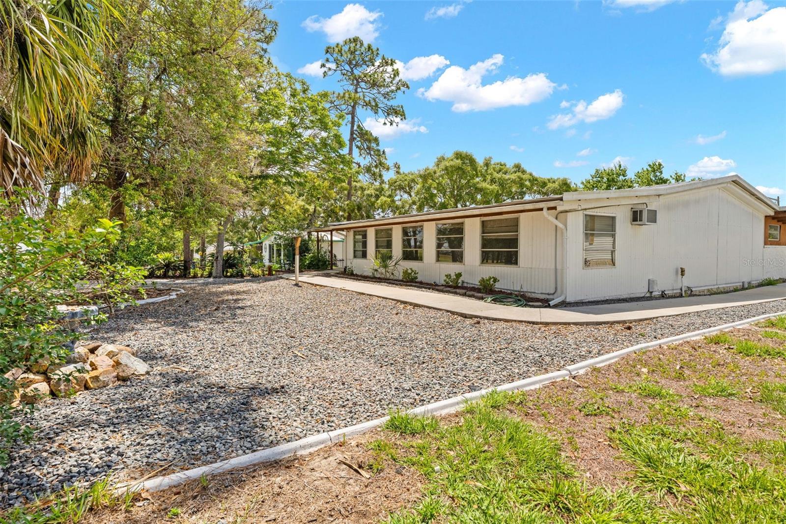BROOKRIDGE COMM - Residential