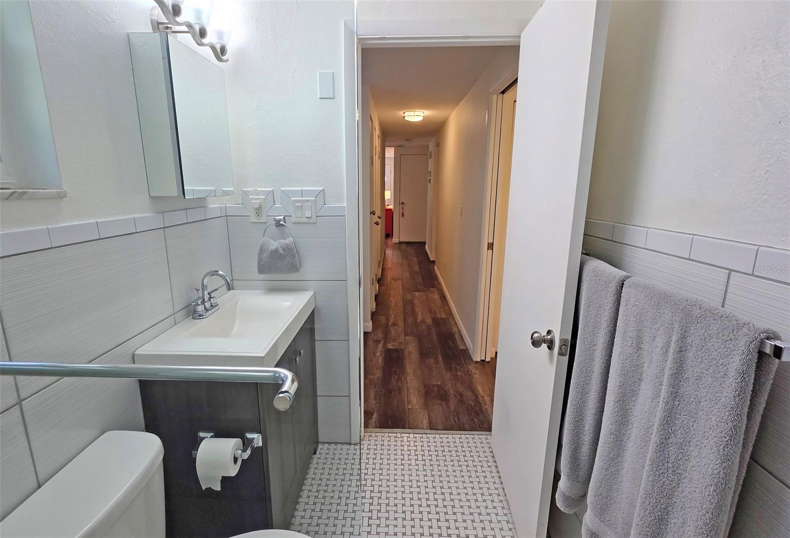 DESOTO TERRACE - Residential