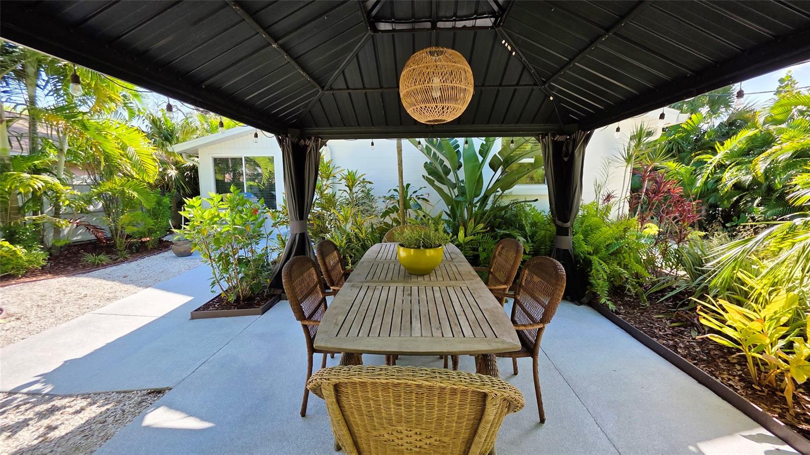 DESOTO TERRACE - Residential