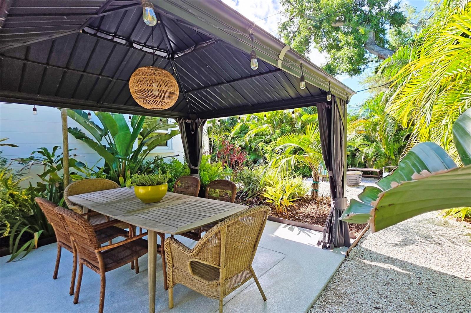 DESOTO TERRACE - Residential