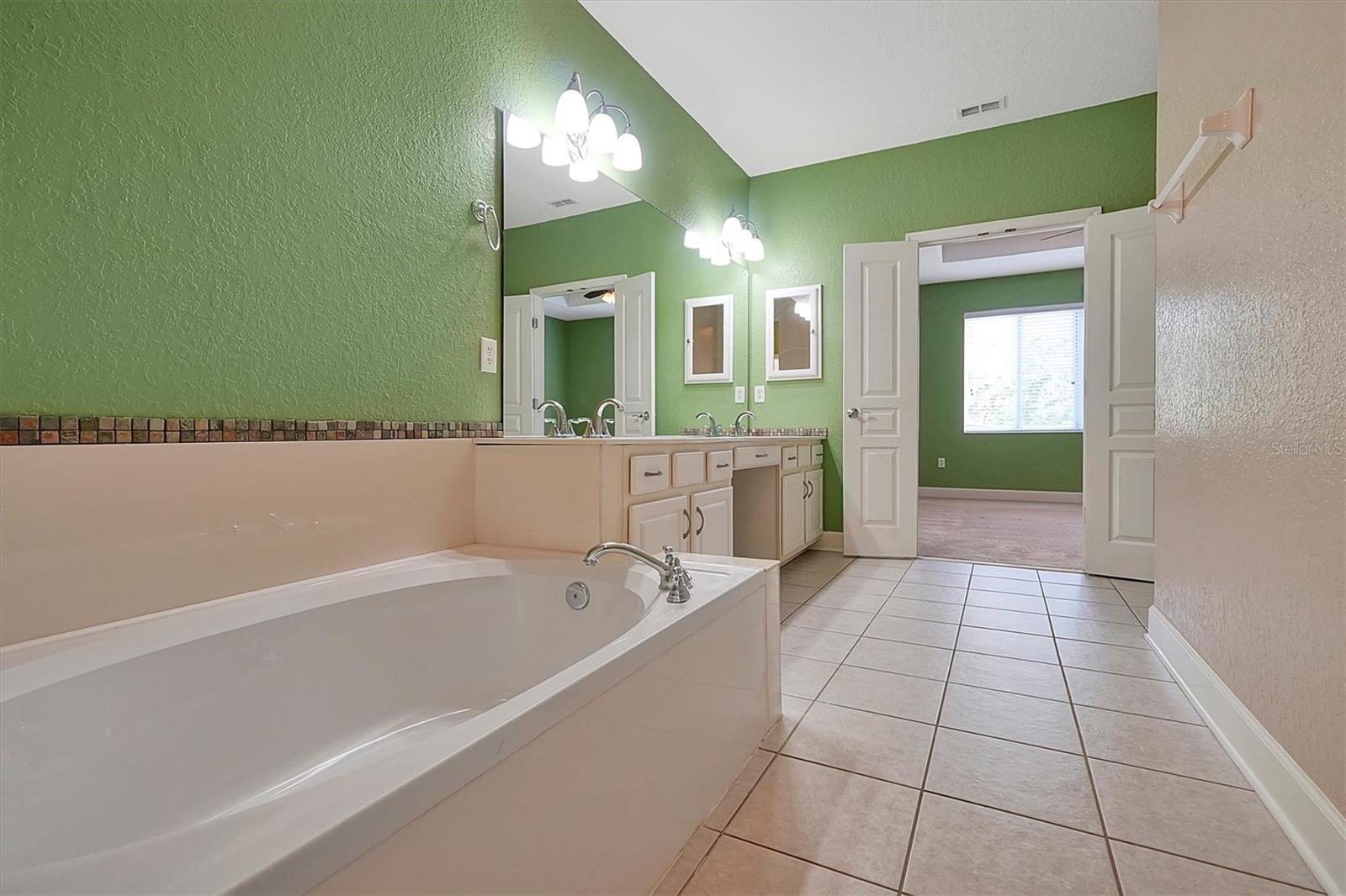 MANDALAY AT BELLATRAE P1 CONDO - Residential