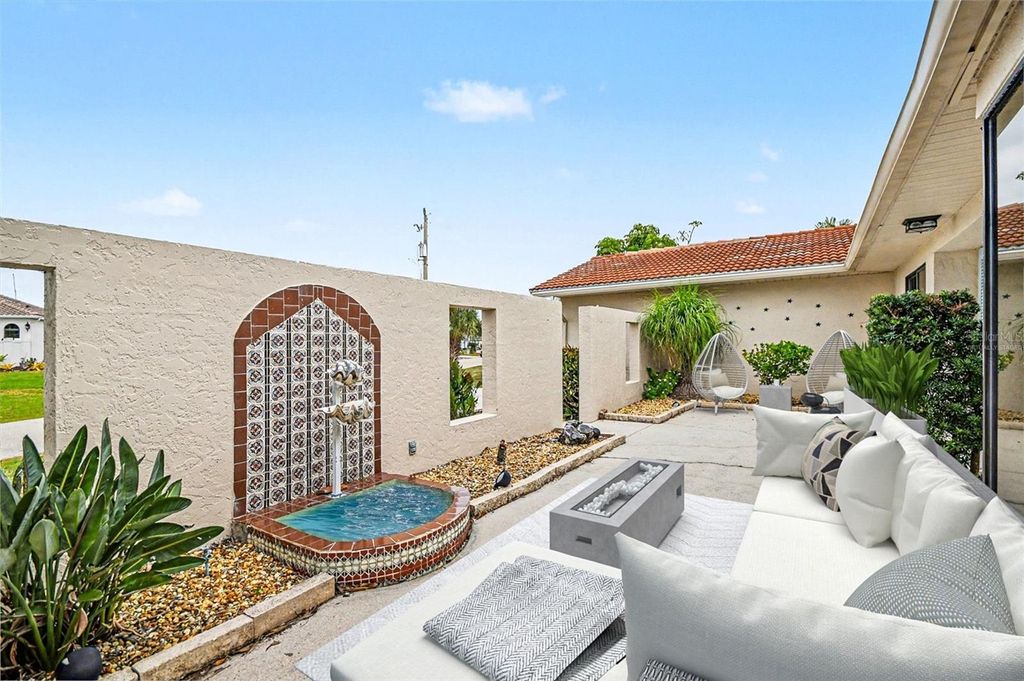 Photo of 1318 San Mateo Drive, Punta Gorda, FL 33950 (MLS # C7519887)