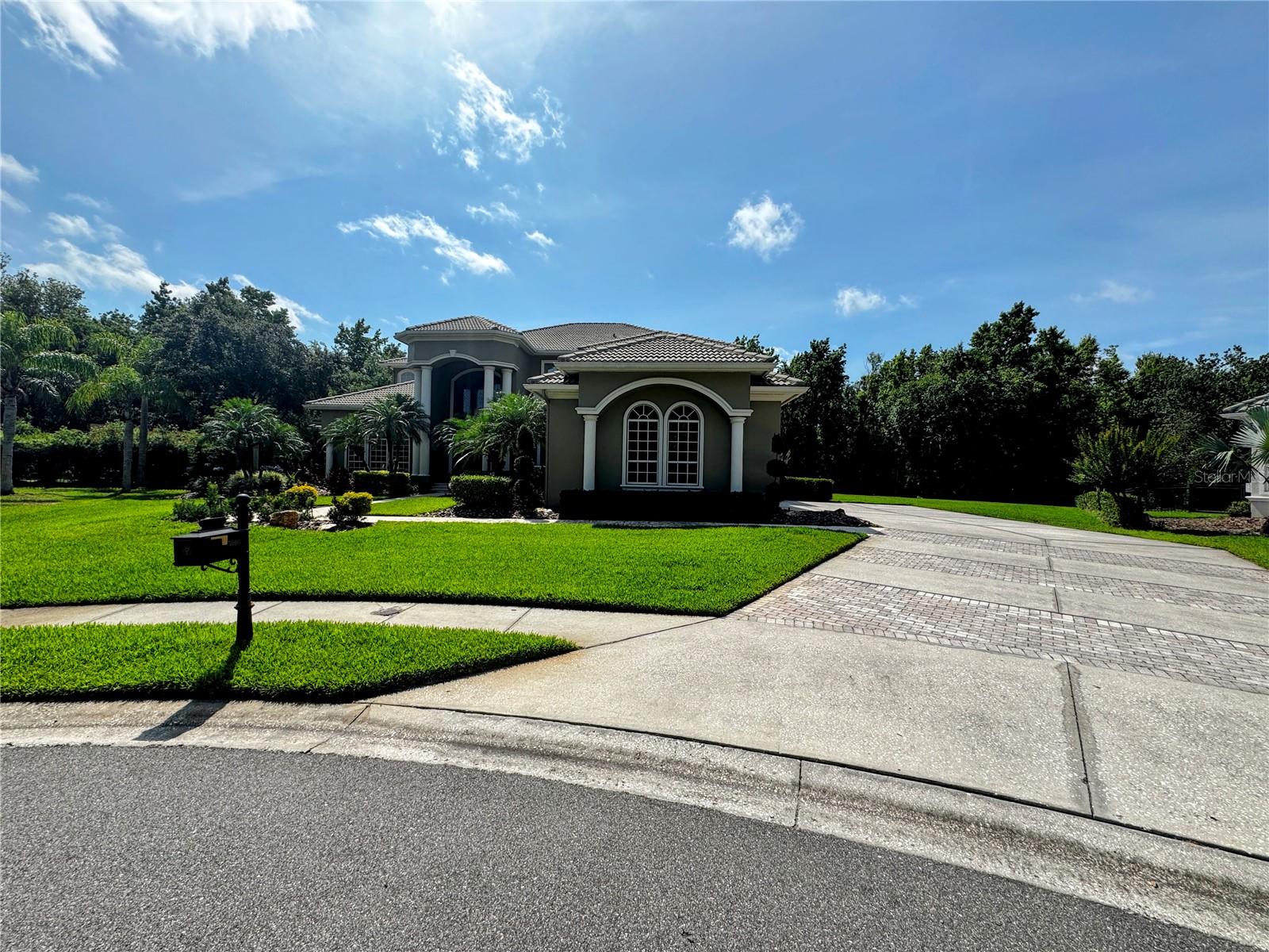 5016 GIVENDALE LANE