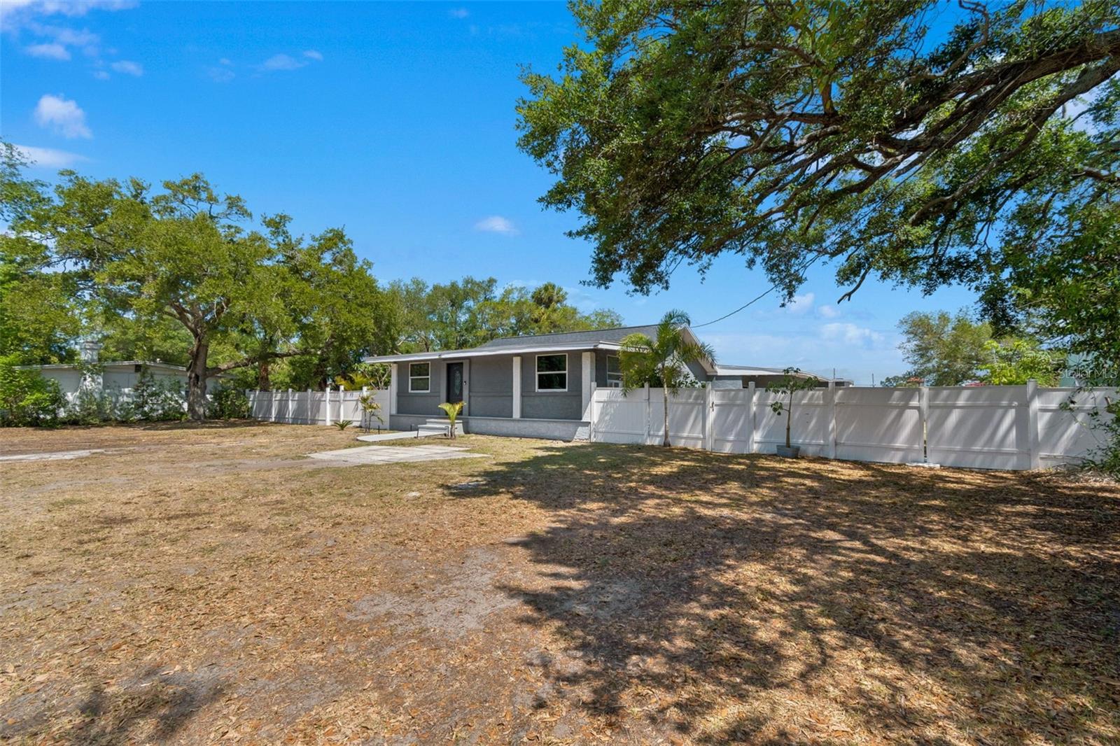 ACREAGE - Residential