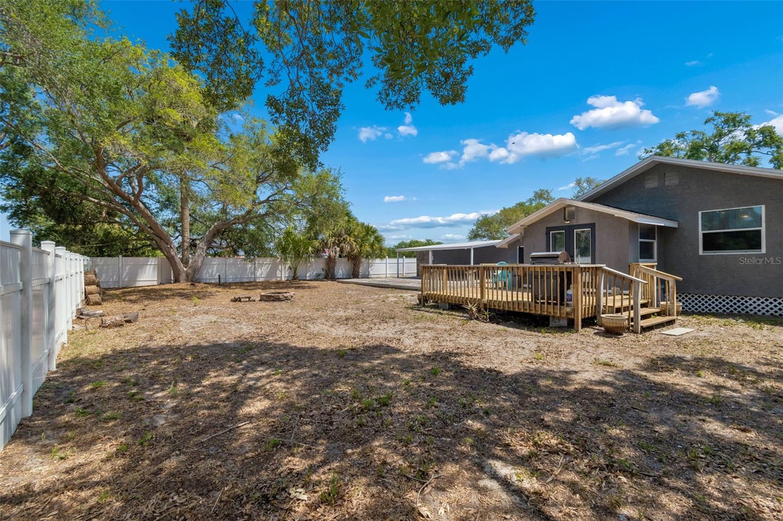 ACREAGE - Residential