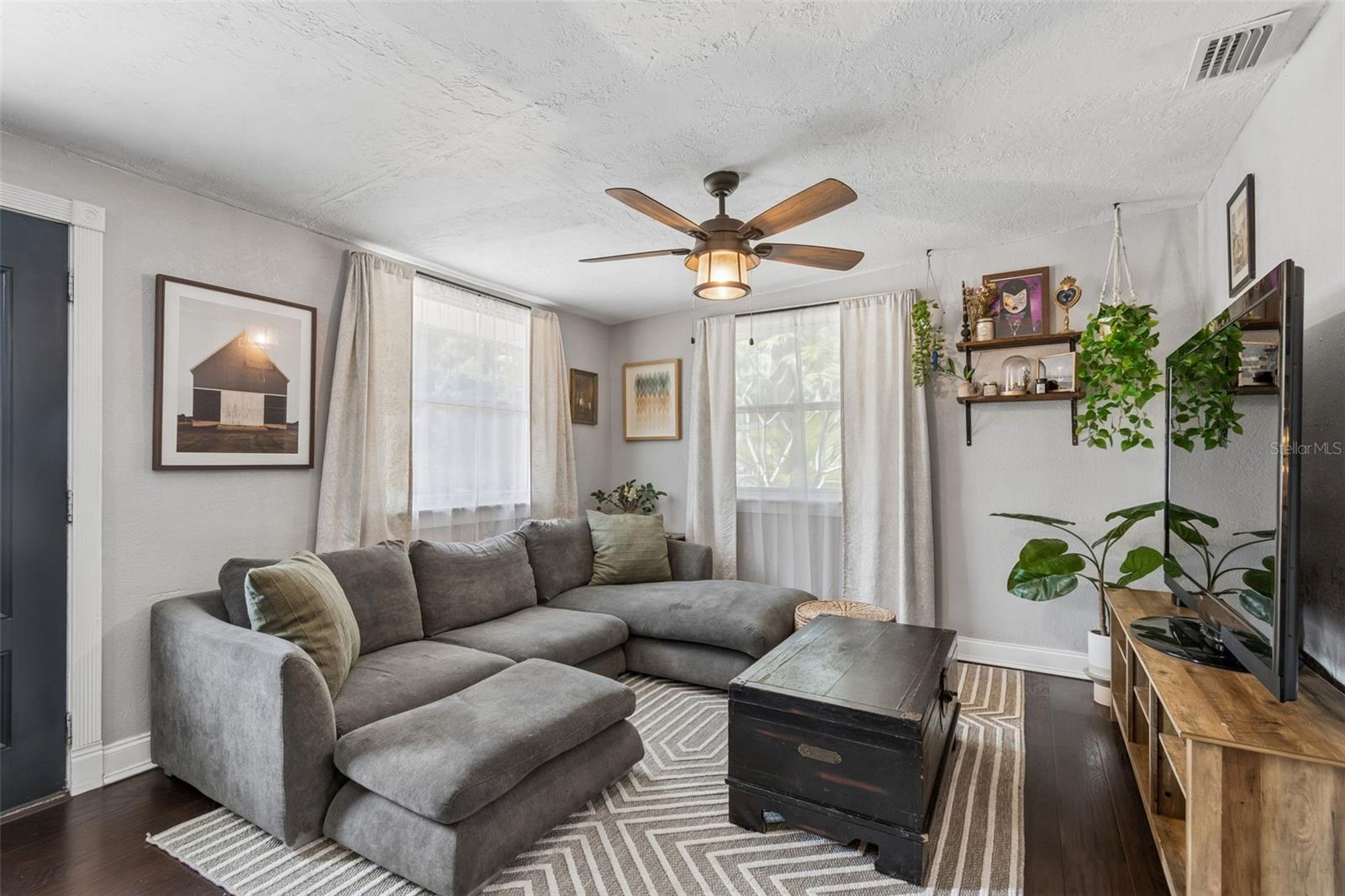 ACREAGE - Residential