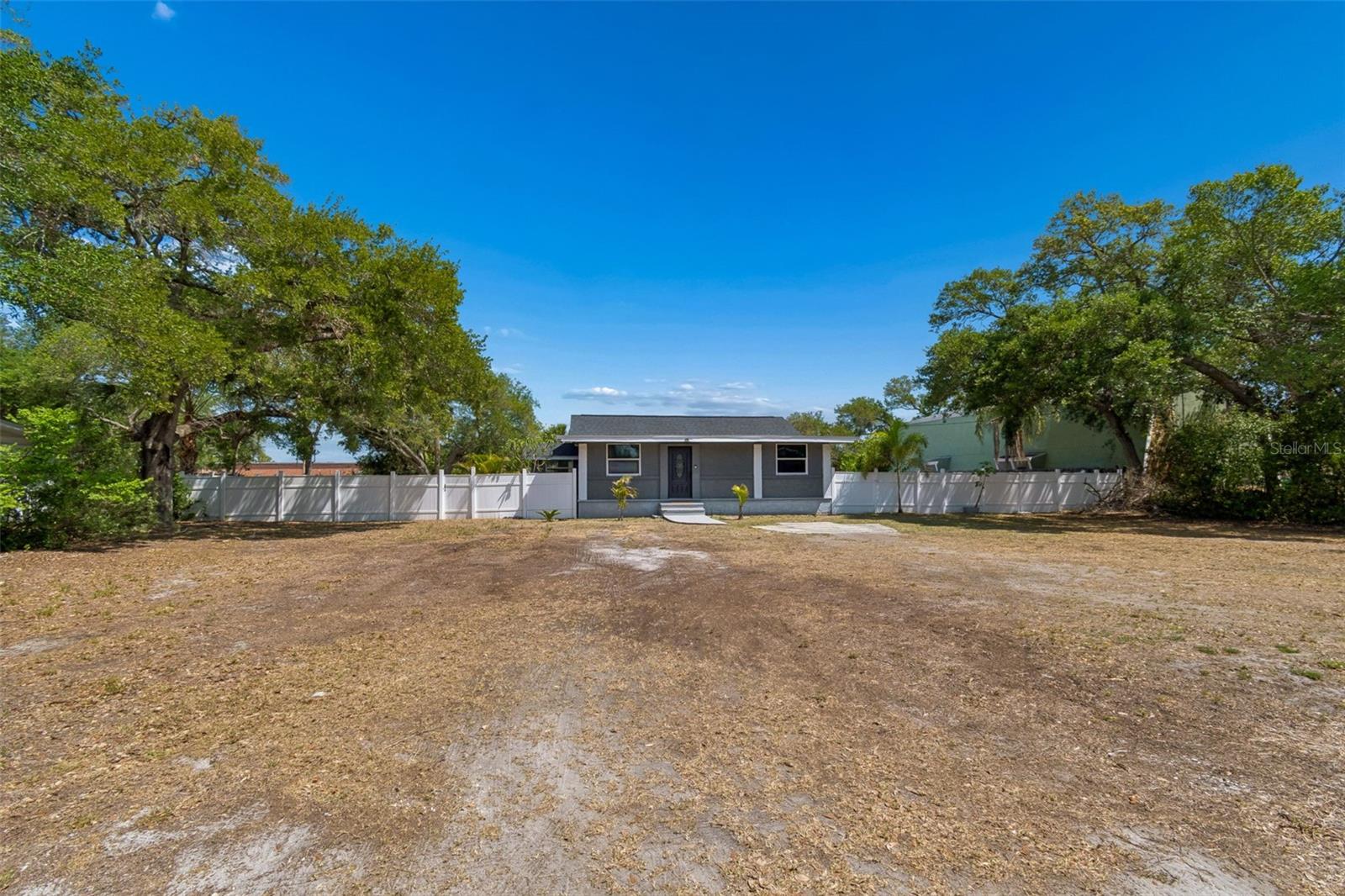 ACREAGE - Residential