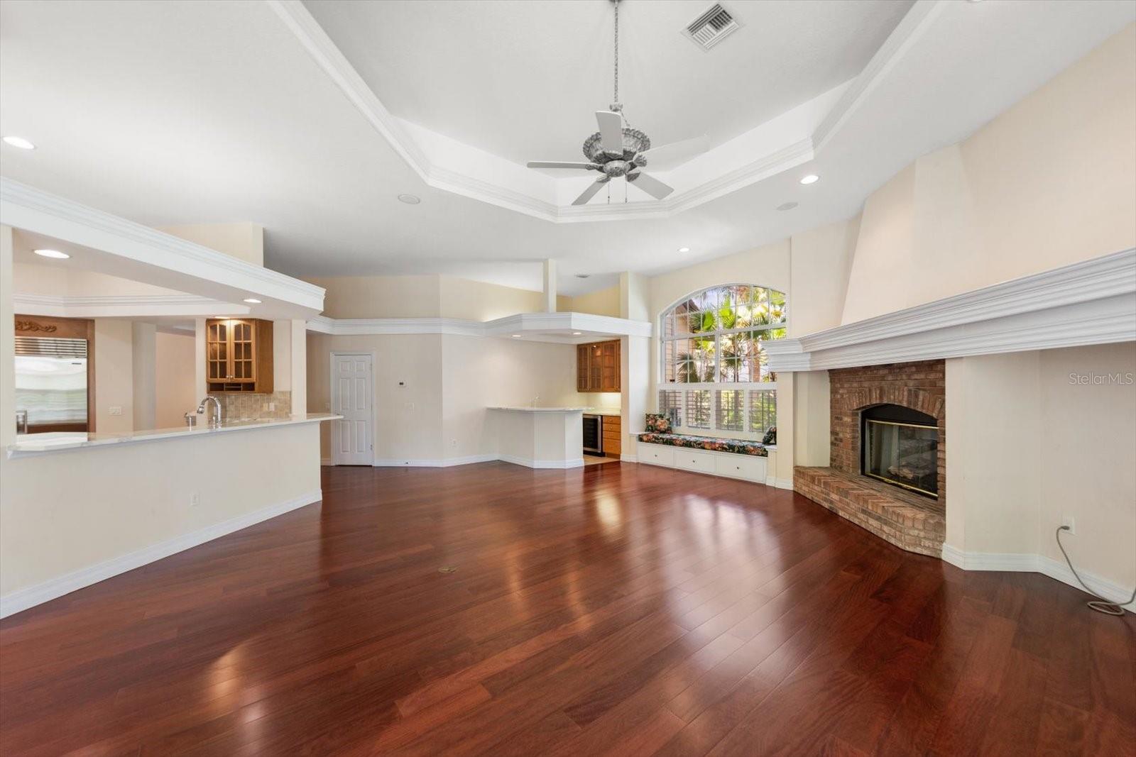 GATEHOUSE WOODS - Residential