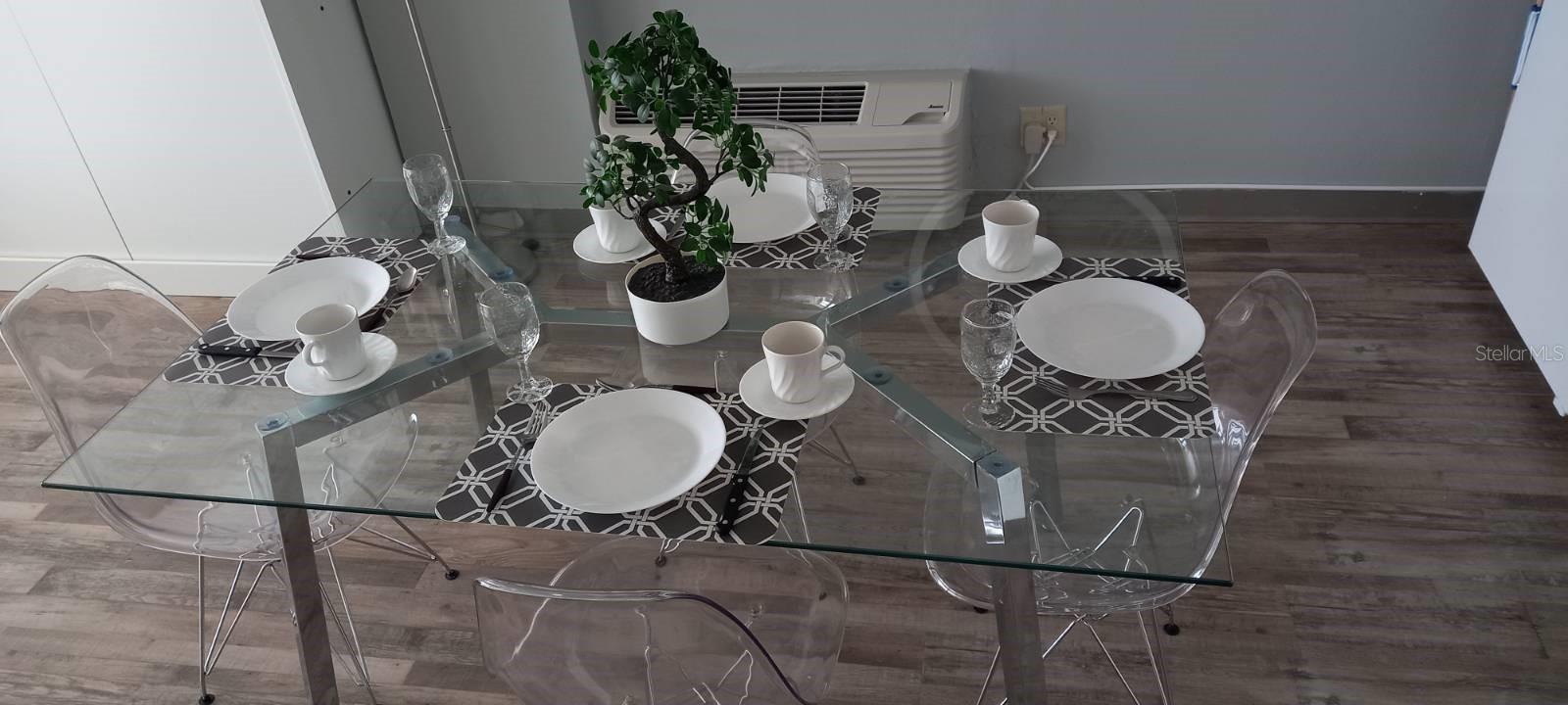 OCEANSIDE INN - Residential