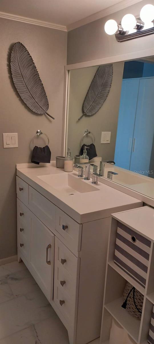 OCEANSIDE INN - Residential