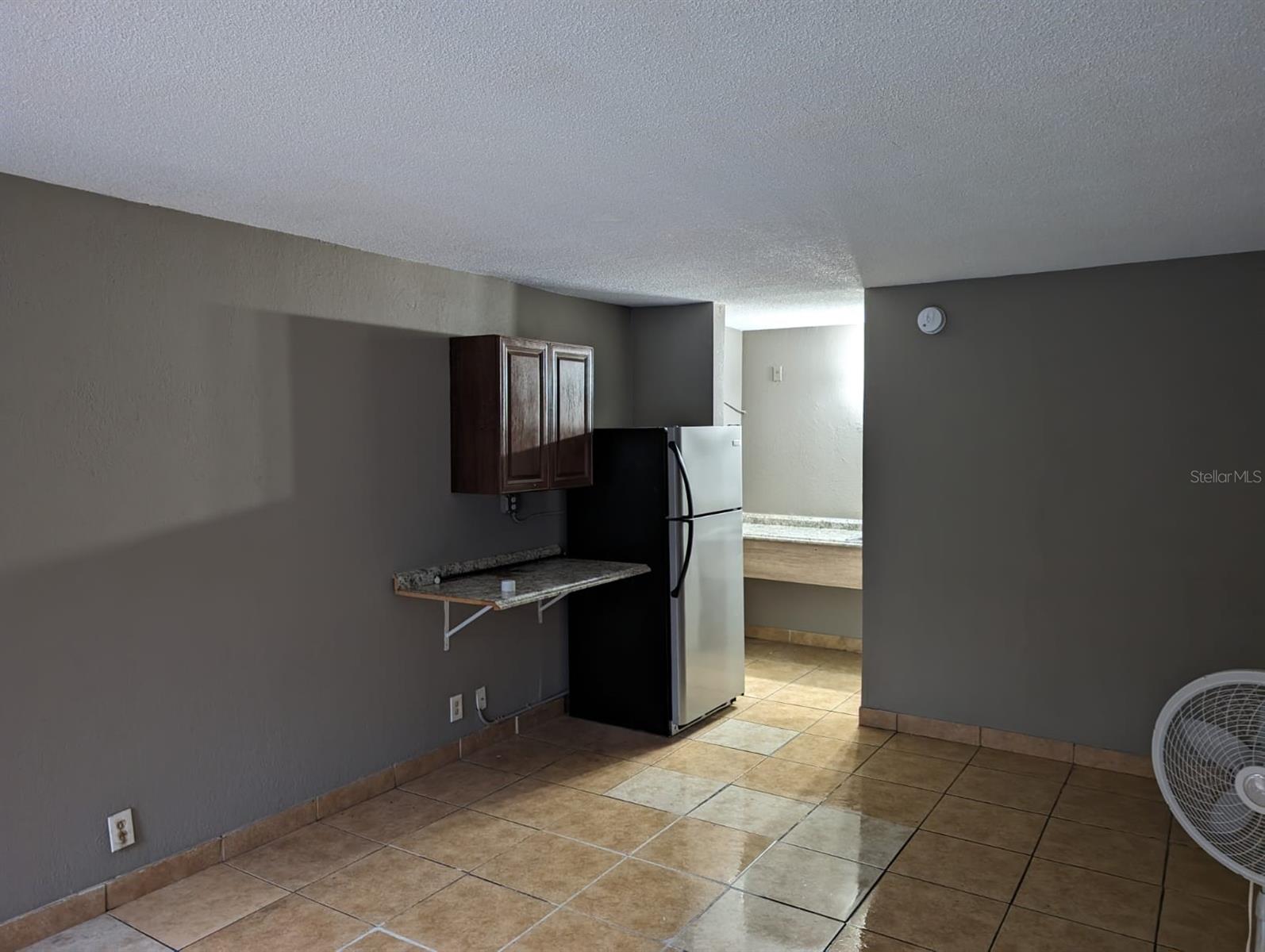 SANDLAKE COURTYARDS CONDO 5901/3515 - Residential
