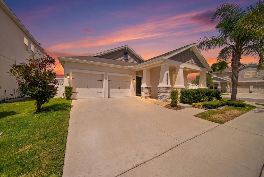 Photo of 11006 Robert Frost Drive, Winter Garden, FL 34787 (MLS # O6437992)