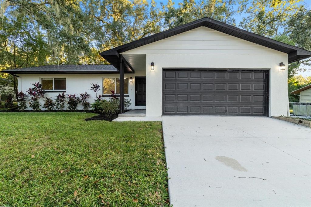 Photo of 609 Holley Street, Brooksville, FL 34601 (MLS # TB8440232)
