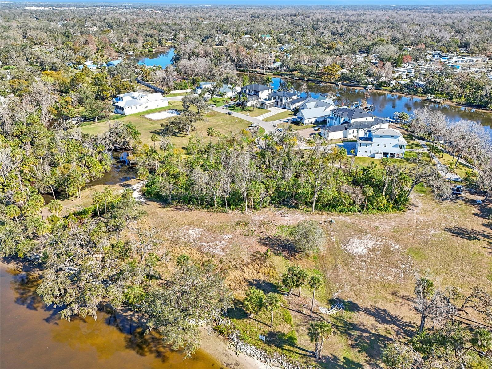 ALAFIA POINTE ESTATES - Land