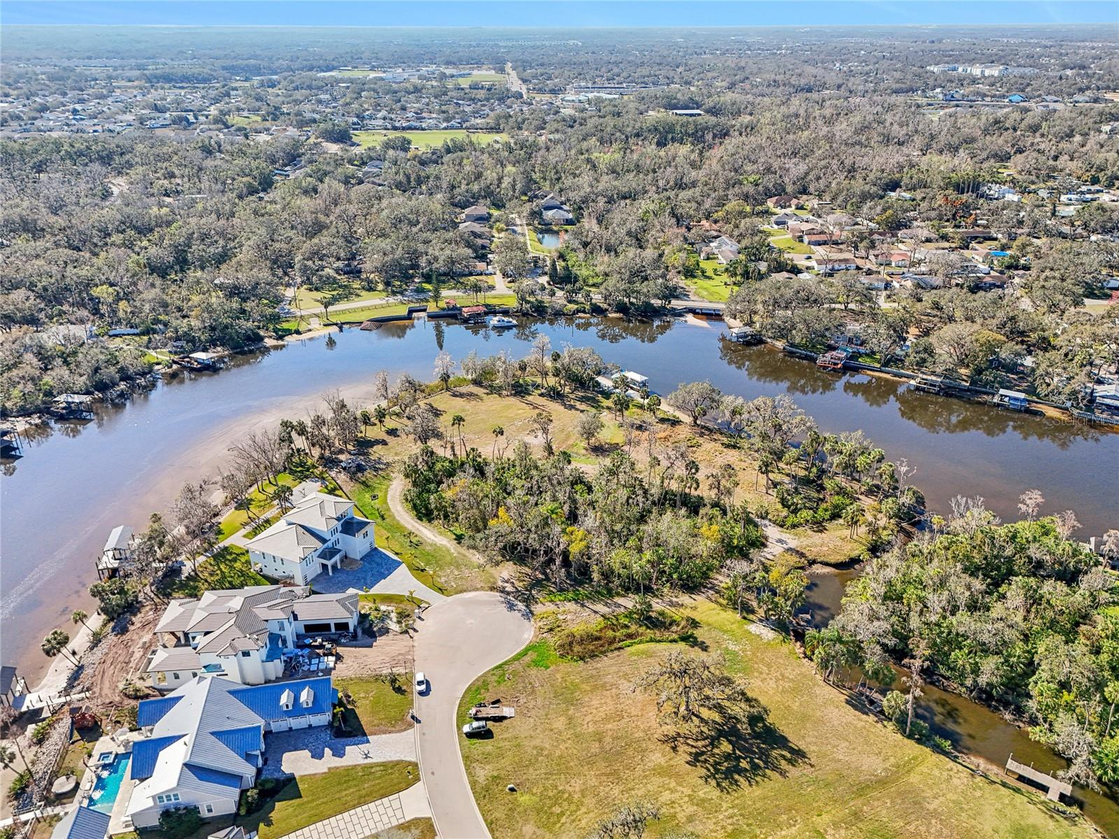 ALAFIA POINTE ESTATES - Land