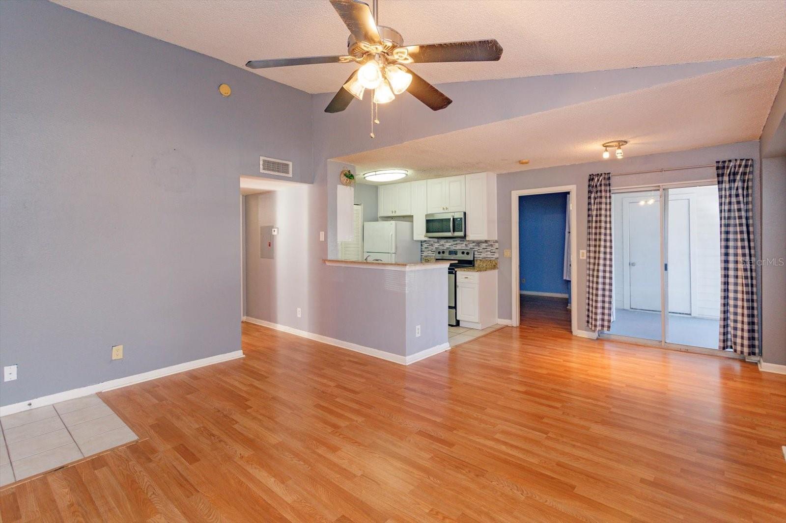 LEXINGTON PLACE - Residential