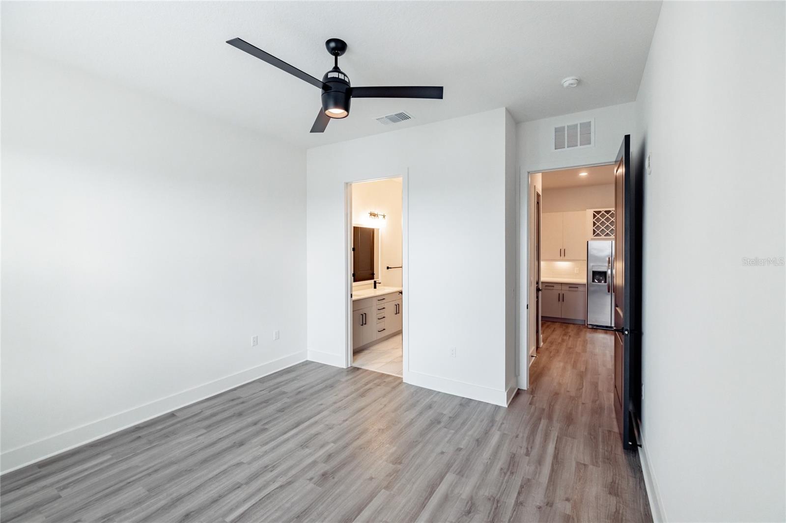 THE ROW WATERSIDE - Residential Lease