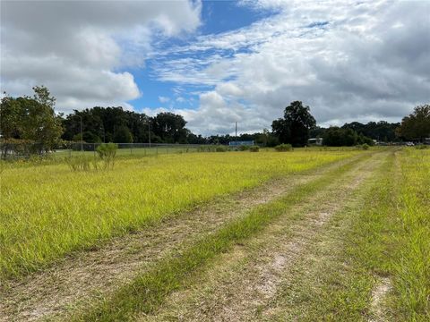 313 NW SR 45 NEWBERRY FL 32669
