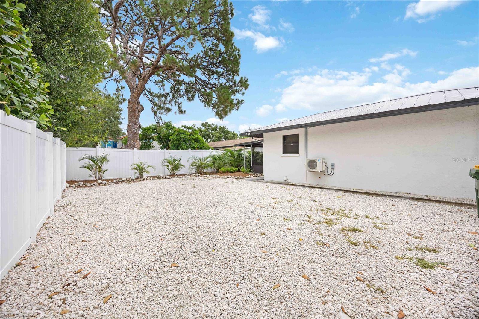 GROVE LAWN REP - Residential
