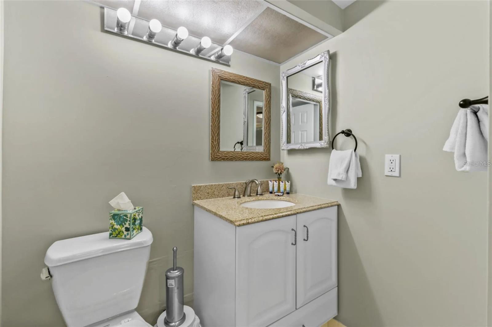 WASHINGTON TOWERS THE CONDO - Residential Lease