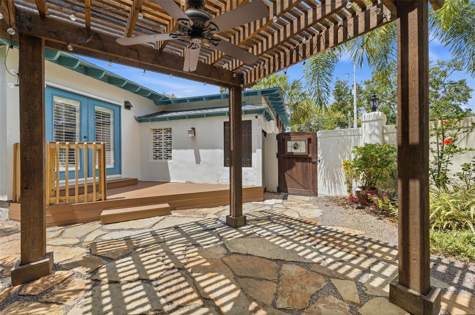 GRANADA TERRACE 2 - Residential
