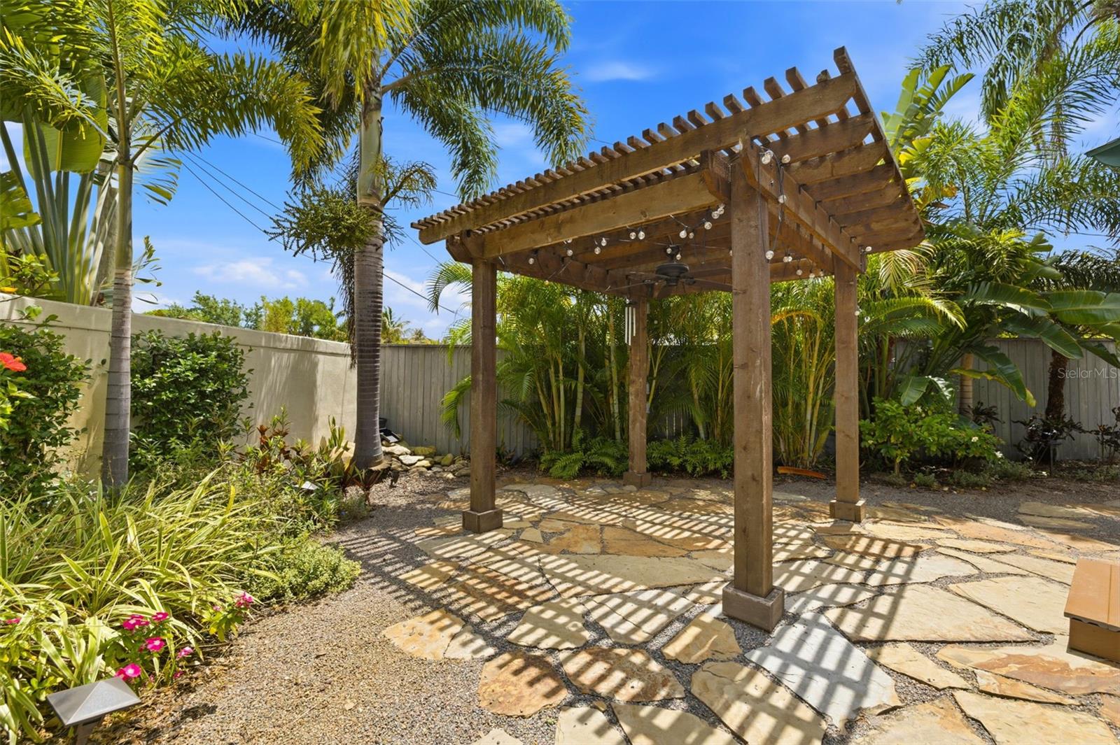 GRANADA TERRACE 2 - Residential