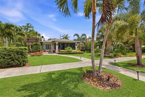 Photo of 101 26th Avenue NE, St Petersburg, FL 33704 (MLS # TB8508092)