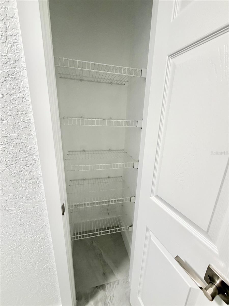 DELTONA LAKES UNIT 36 - Residential Lease