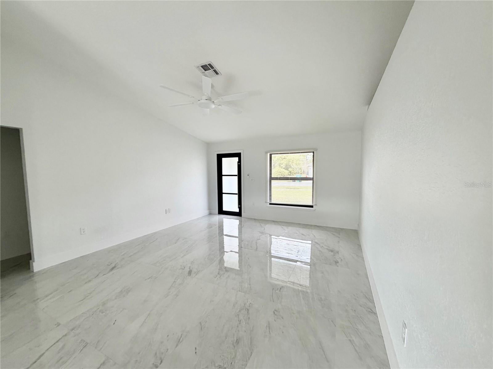 DELTONA LAKES UNIT 36 - Residential Lease