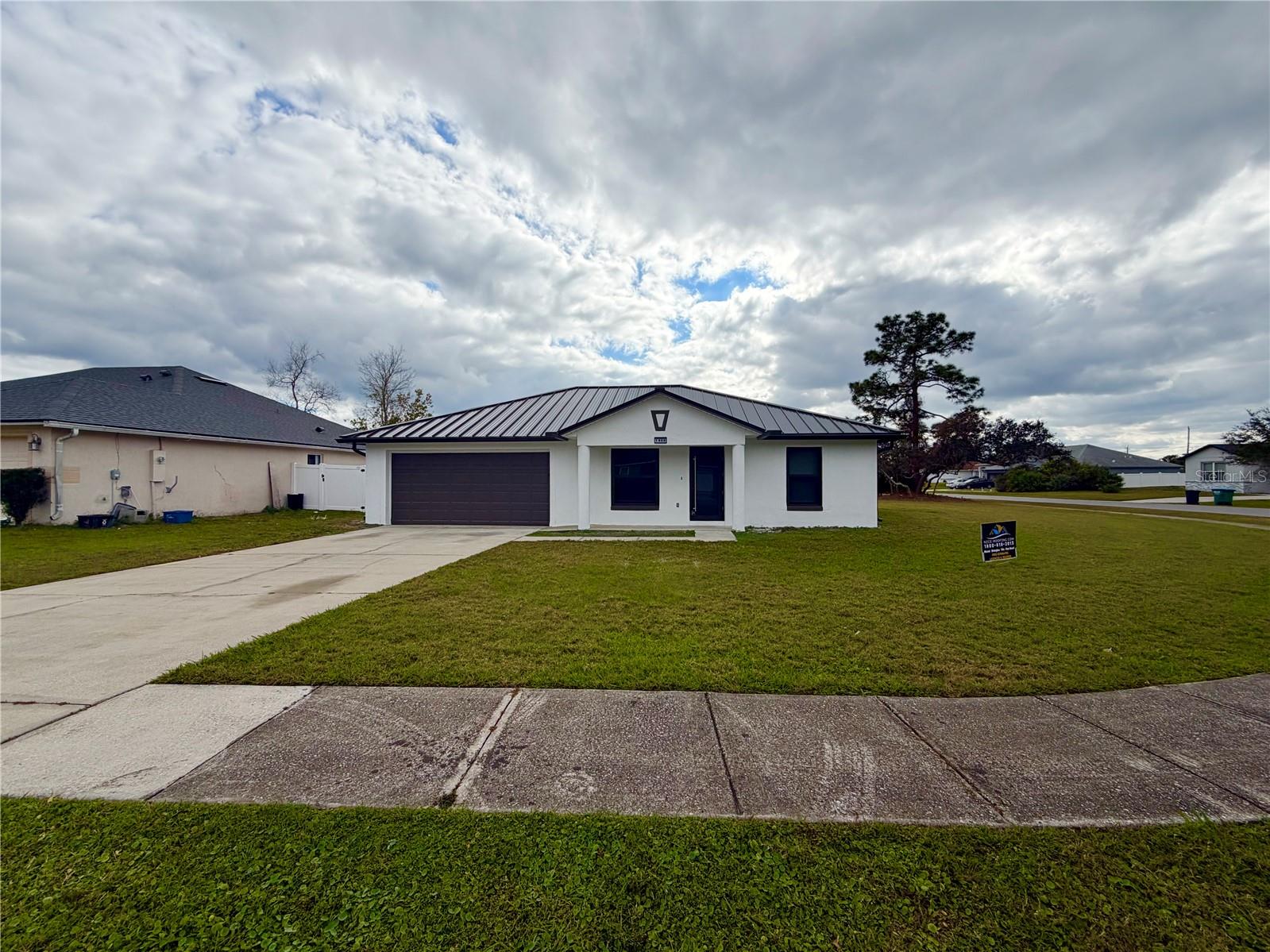 DELTONA LAKES UNIT 36 - Residential Lease