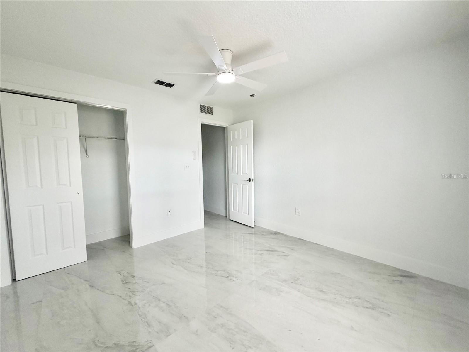 DELTONA LAKES UNIT 36 - Residential Lease