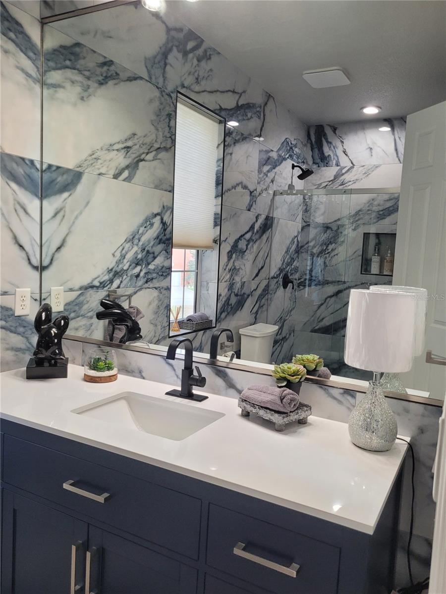 CALIENTE - Residential